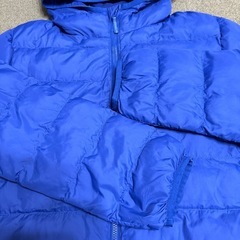 最終値下げ❣️150センチ  UNIQLO中綿アウター　ブルーの画像