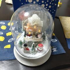 クリスマス置物（オルゴールが鳴り雪が舞います）