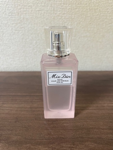 Diorヘアオイル