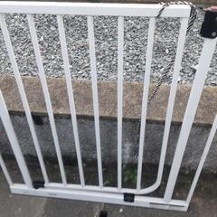 ベビーフェンス