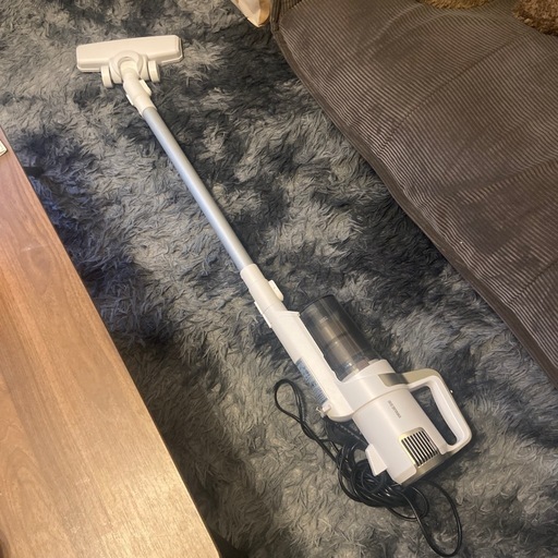 IRIS アイリスオーヤマ　コンパクト掃除機