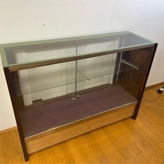 【無料】照明付き　ショーウィンドウ　陳列棚　
