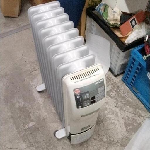 1215-516 PHILIPS オイルヒーター　1300EX