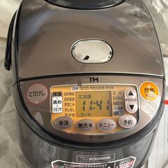 象印マホービン(ZOJIRUSHI)  炊飯器 5.5合 極め炊き　保温30時間 ブラウン　201８年購入　黒まる厚釜＜ＮＰ－Ｖ１０Ａ２＞の画像