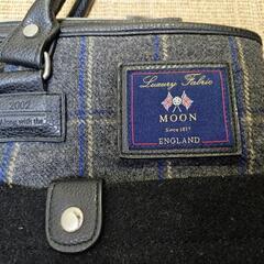 MOONのバッグの画像