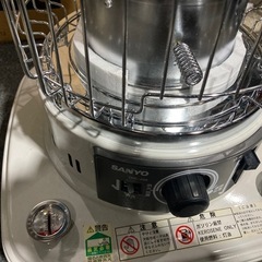 新品未使用　当然美品です アンティーク　サンヨー 石油ストーブ　デザインもおしゃれ の画像