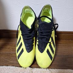adidas　サッカー　スパイク