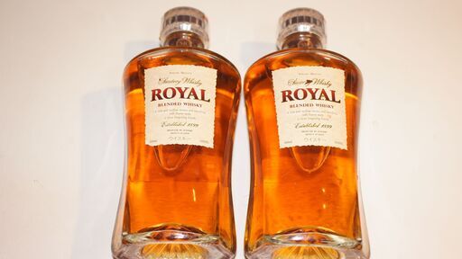 【お届けに伺います】SUNTORY  サントリーウィスキーローヤル スリムボトル 660ml瓶 2本セット