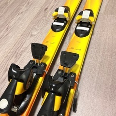 スキー板&ストック&シューズセットの画像