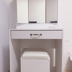 ドレッサー(椅子セット)