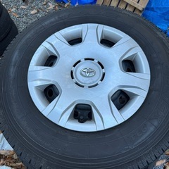 ハイエース 純正ホイール スタッドレス付き