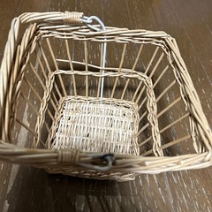 籠　小物入れ①