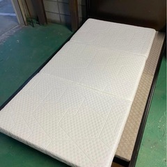 「A130」🉐エマスリープ 「エマ敷布団プレミアム」シングル 三つ折り マットレスの画像