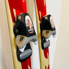 KASTLE スキー 板　130cm ビンディング付き ポール付きの画像