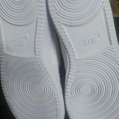 子供用通学靴NIKEの画像