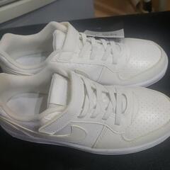 子供用通学靴NIKEの画像