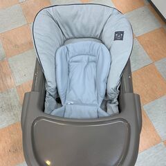 ★ジモティ割引あり★Combi スウィングベッド＆チェア ネムリラ AUTO SWINGの画像