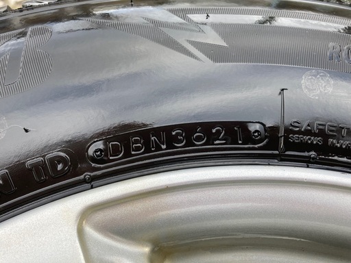 冬タイヤ ブリヂストン　ブリザックDM-V3 175/80R15 