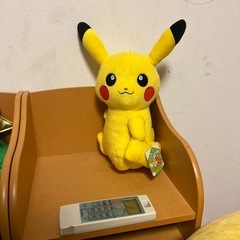 ピカチュウ　ぬいぐるみ