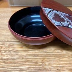 菓子入れ　葉の画像