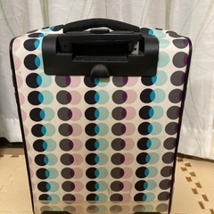 キャリーケース OUTDOOR / かわいいデザイン・水玉・柄 (一部故障あり)の画像