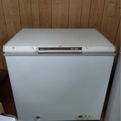 ナショナル電気冷凍庫
