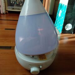 加湿器しずく（アロマオイルも可能）の画像