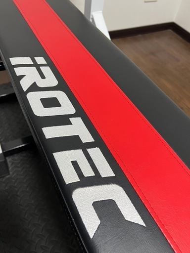 ベンチプレス　IROTEC(アイロテック) 