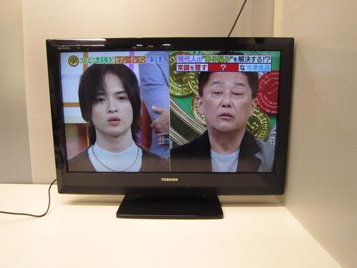 TOSHIBA / 東芝  32型　液晶テレビ　REGZA  2010年製