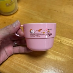 子供用のカップ　4個の画像