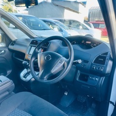 日産セレナ 平成25年 HYBRID  距離: 90,000KM の画像