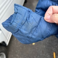 UNIQLO 中綿ジャンバー薄手 ネイビー140の画像