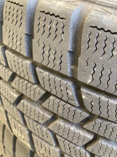 日産　ノート　スタッドレスタイヤ　175/65R14