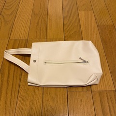 ティッシュ入れ