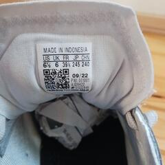 決まりました!adidas スニーカー BOOST 24.5の画像