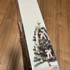 クリスマスツリー90センチ 箱入り・ライト付き・飾り付き 箱あり（潰れあり）の画像