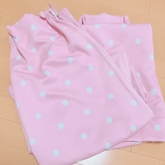 遮光カーテン　ピンク