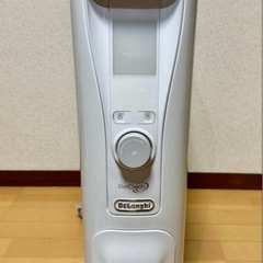 【美品】デロンギ De'Longhi Nexglo ベルカルド オイルヒーター ホワイトの画像