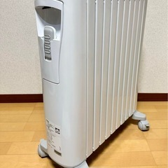 【美品】デロンギ De'Longhi Nexglo ベルカルド オイルヒーター ホワイトの画像