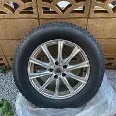 スタッドレスタイヤ 225/65 R17 ホイール付き　4本
