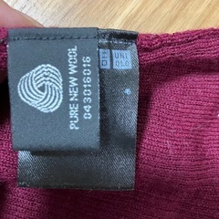 UNIQLOタートルネックMサイズの画像