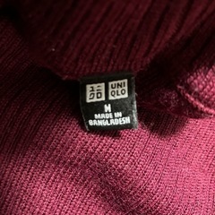UNIQLOタートルネックMサイズの画像
