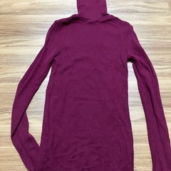 UNIQLOタートルネックMサイズ