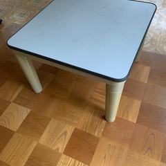 再出品　　テーブル　カジュアルサイズ の画像