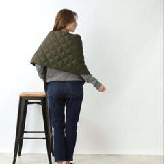 新品 SHOO・LA・RUE シューラルー ケープ ブランケット ダウン キルト 軽量の画像