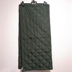 新品 SHOO・LA・RUE シューラルー ケープ ブランケット ダウン キルト 軽量の画像