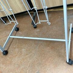 A4　パンフレットスタンド　カタログスタンド　３列８段　24P　H145㎝　W71㎝の画像