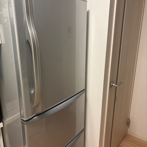 受渡し先決定TOSHIBA冷蔵庫2008年339L