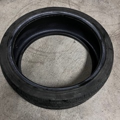 サマー タイヤ　4本セット
　22インチ　265/35R22 　　