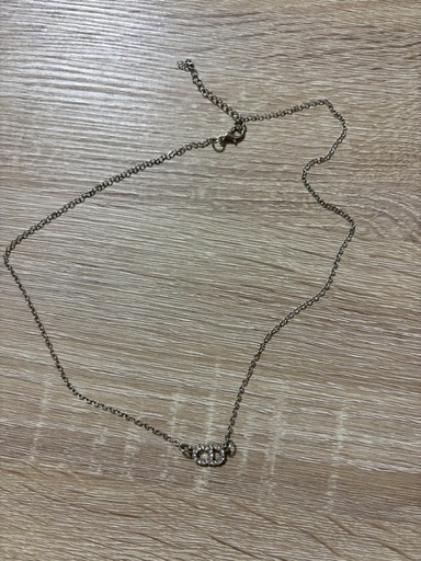 Diorネックレス